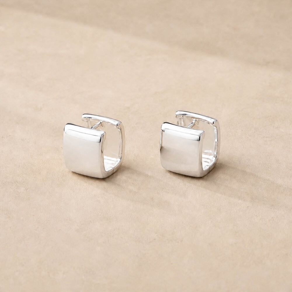 Museori Sterling Silver Chunky Huggie Hoop Earrings Stackable